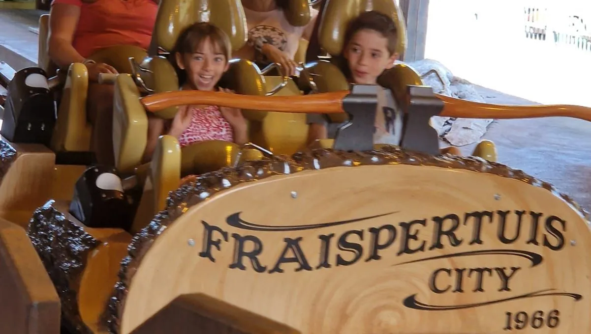 Fraispertuis City ambiance Far West famille