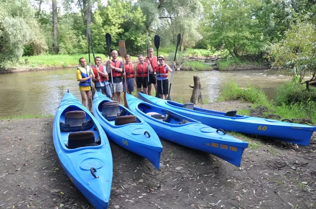 Zdjęcie Spływ kajakowy Wieprzem: Trasy, ceny i praktyczny przewodnik