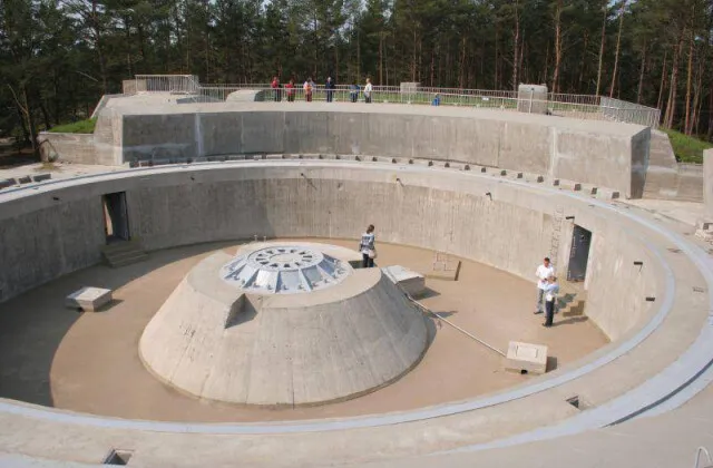 Muzeum Obrony Wybrzeża Hel bateria Schleswig-Holstein