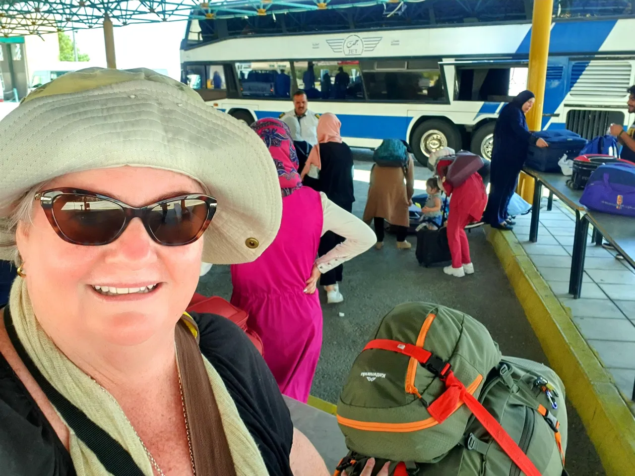 autobus JETT Jordania Petra Wadi Rum