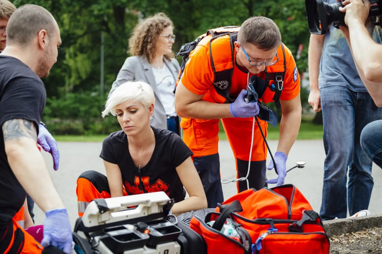 Zakres kursu pierwszej pomocy dla kierowc&oacute;w