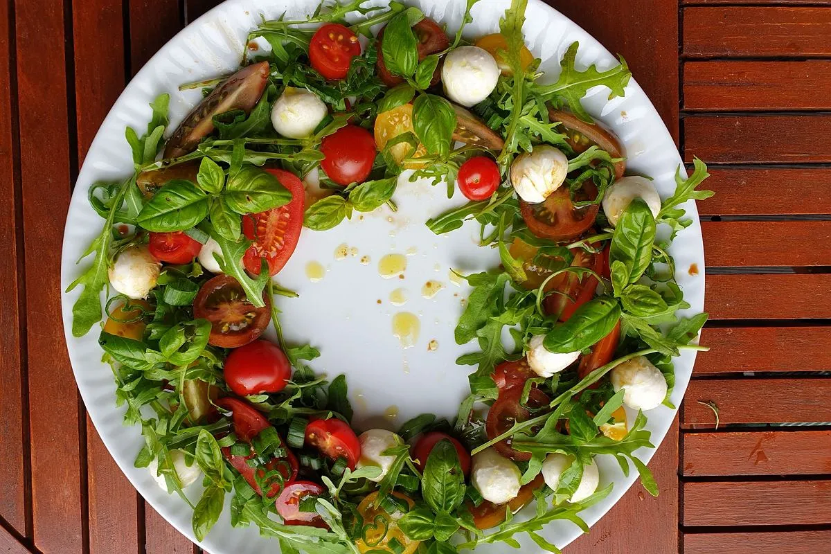 Składniki sałatki Caprese
