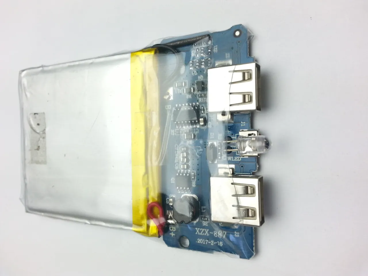 Modułowy power bank budowa i komponenty