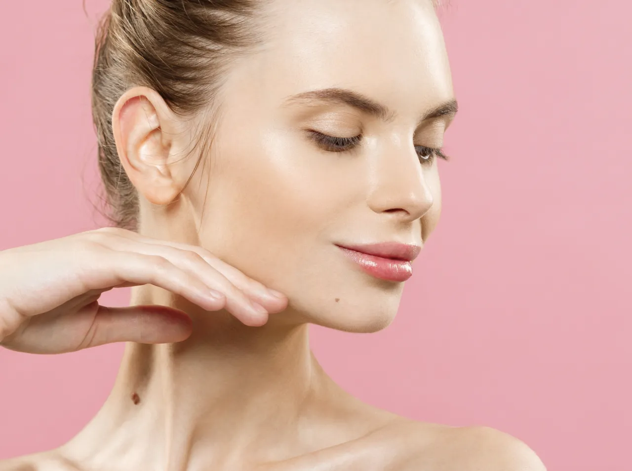 zmęczona szara cera przed i po rewitalizacji