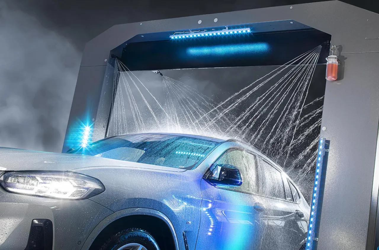 Przygotowanie samochodu do myjni automatycznej