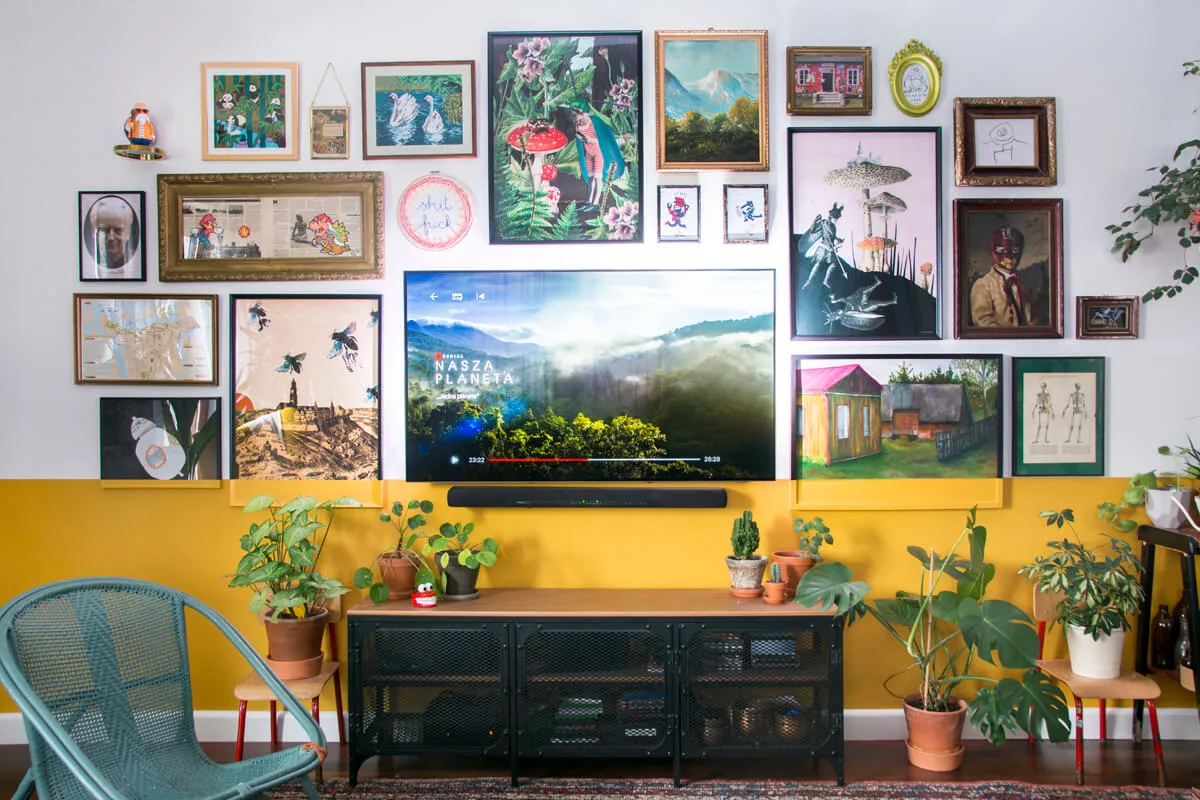galeria zdjęć i obrazów nad telewizorem inspiracje