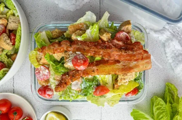 Dietetyczna sałatka Cezar przepis