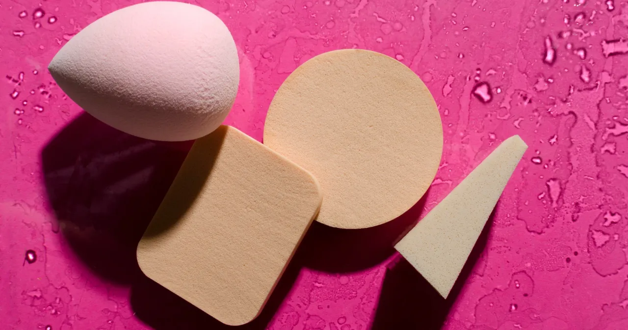 r&oacute;żne kształty gąbek do makijażu zastosowania