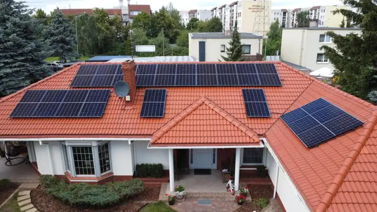 Integracja fotowoltaiki z domem inteligentnym