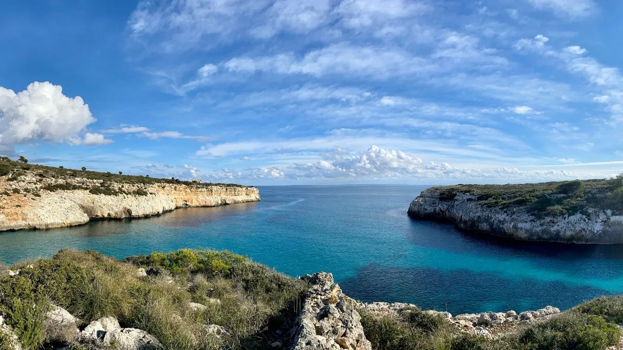 Majorka wschodnie zatoczki calas