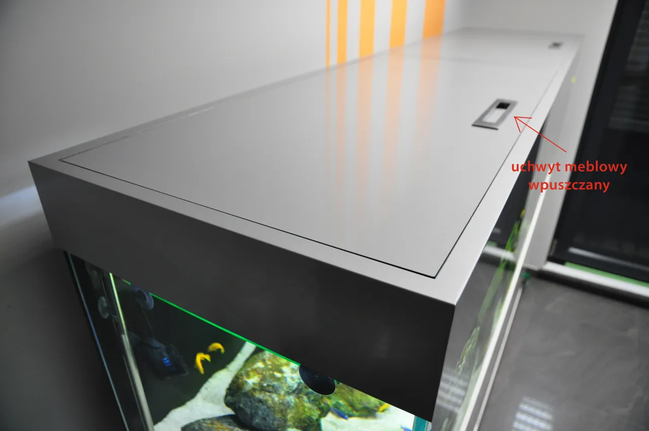 Zabezpieczenie pokrywy akwariowej przed wilgocią