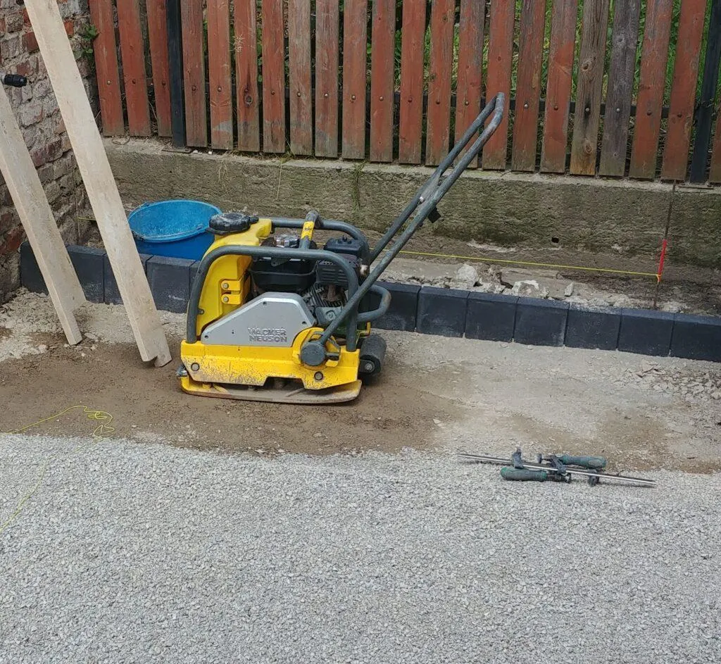 wynajem zagęszczarki cena