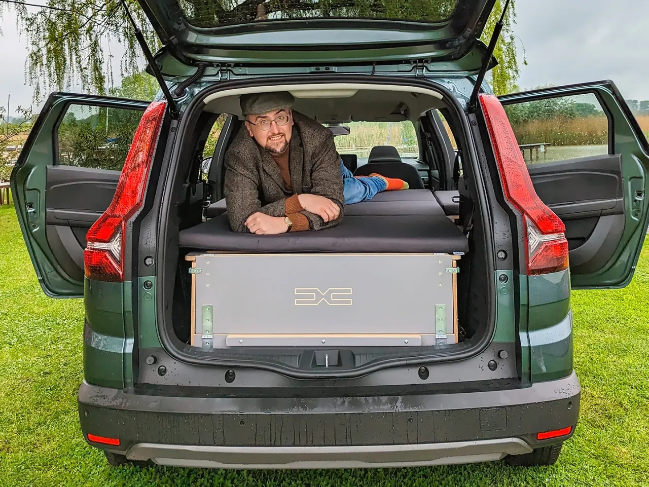 Dacia Jogger Camper Sleep Pack Innenraum