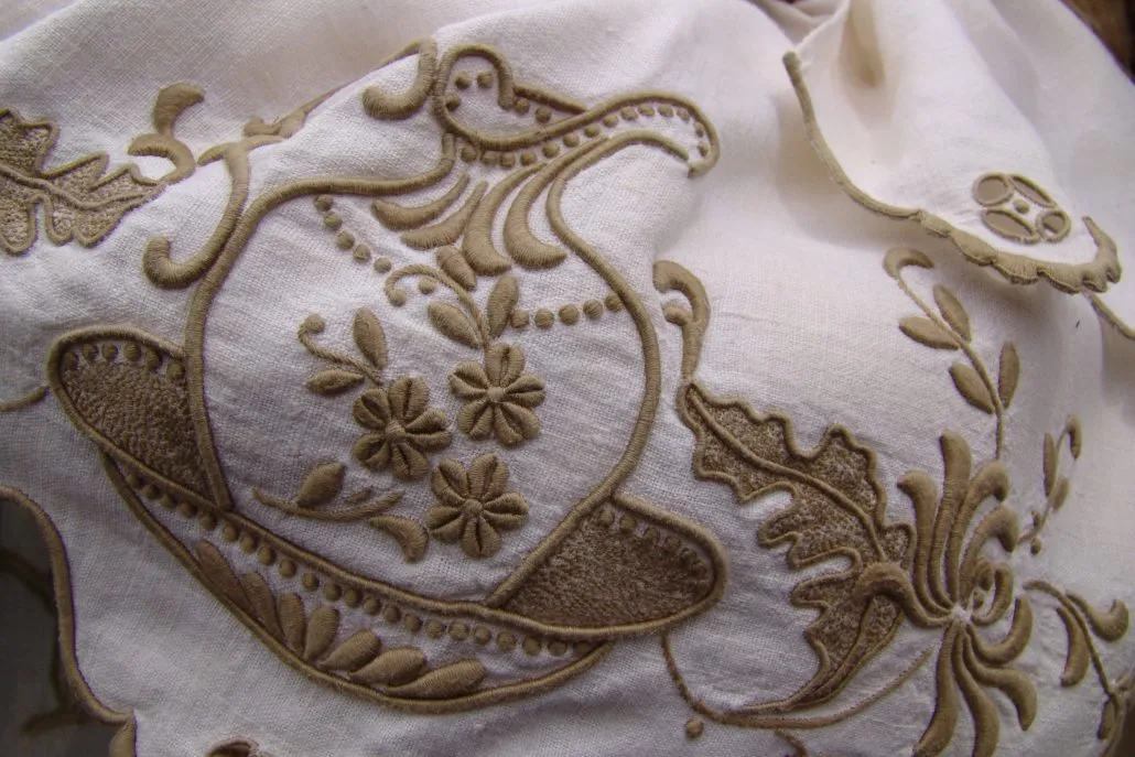 Haft maderski Bordado da Madeira