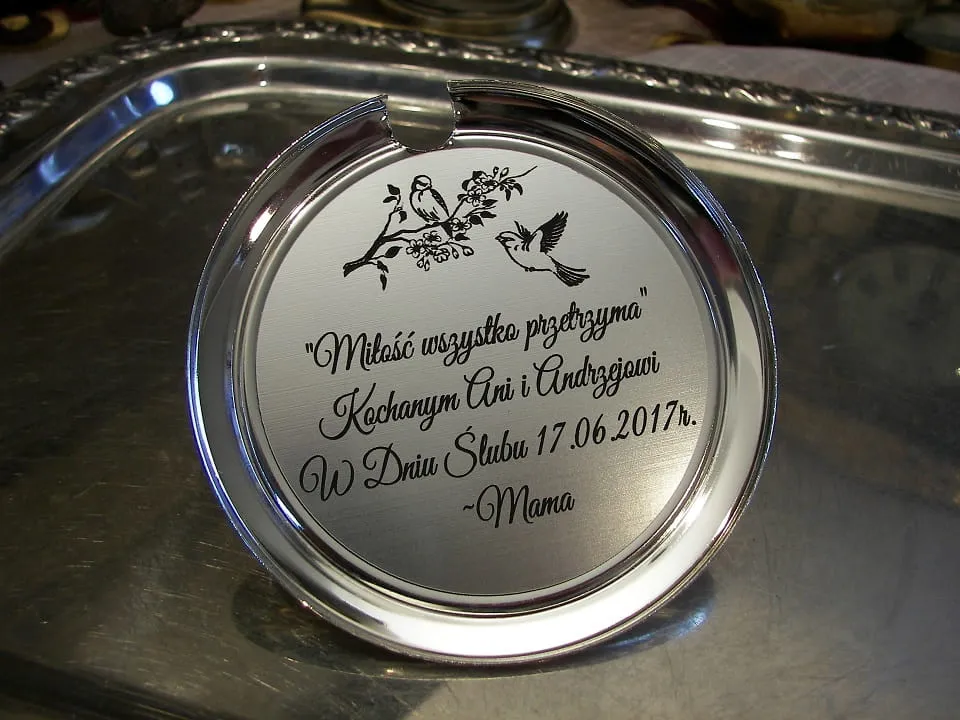 prezenty na cynowe gody