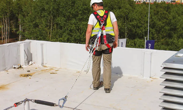 dekarz bezpieczeństwo praca na wysokości