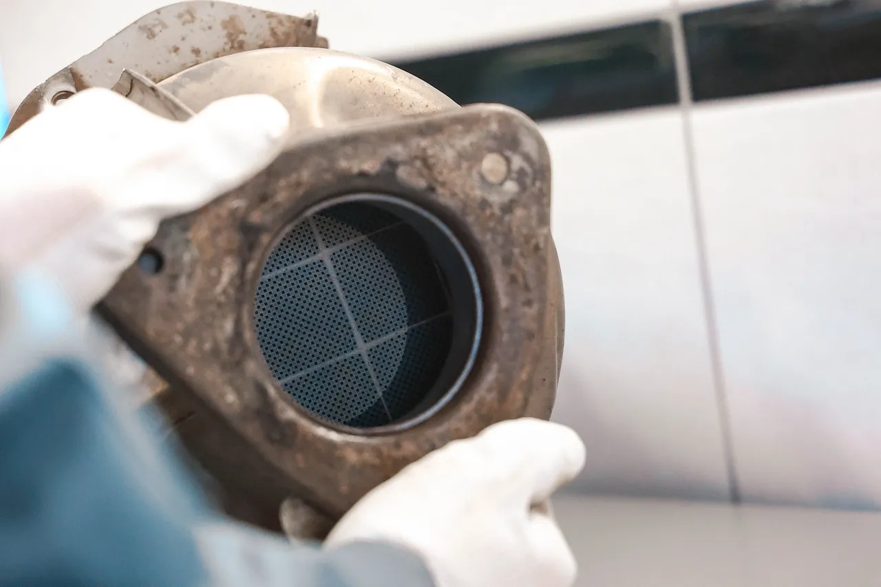 samoch&oacute;d w trasie regeneracja DPF