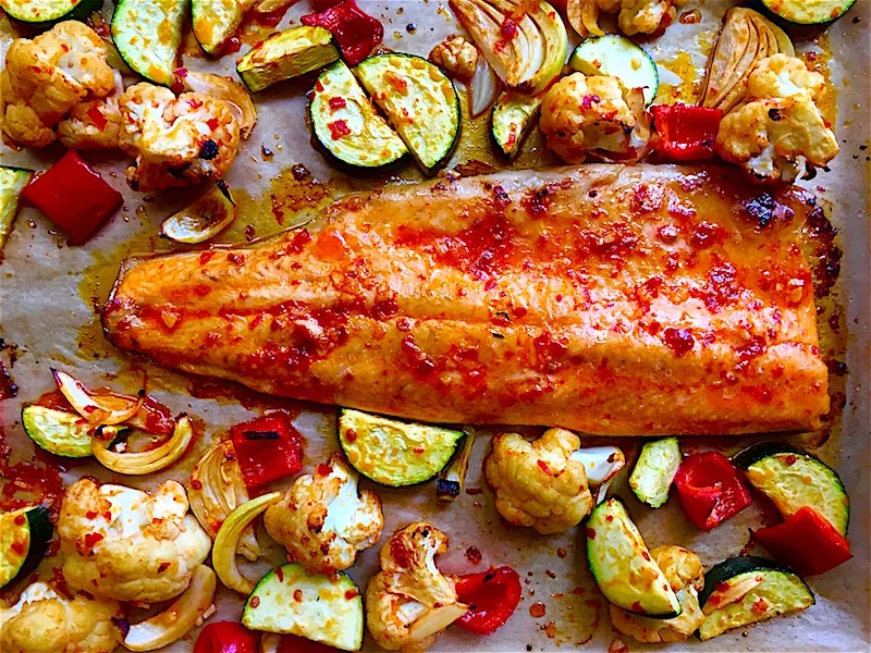 pieczone warzywa z rybą