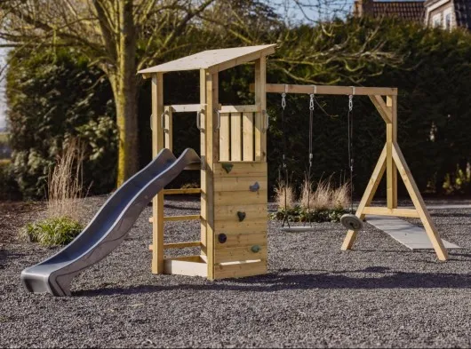 drewno zaimpregnowane plac zabaw