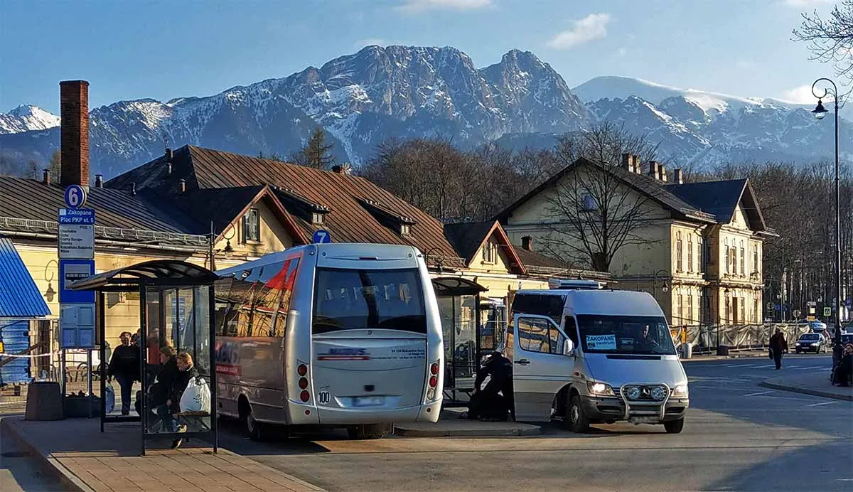 Dworzec autobusowy Zakopane busy Bukowina Tatrzańska