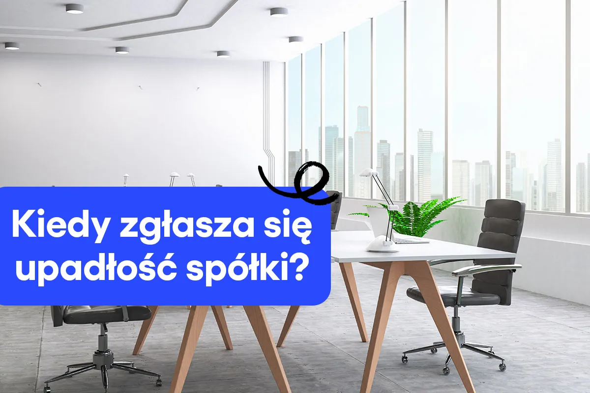 Nowoczesne biuro z widokiem na miasto. Na pierwszym planie niebieski baner z pytaniem: 