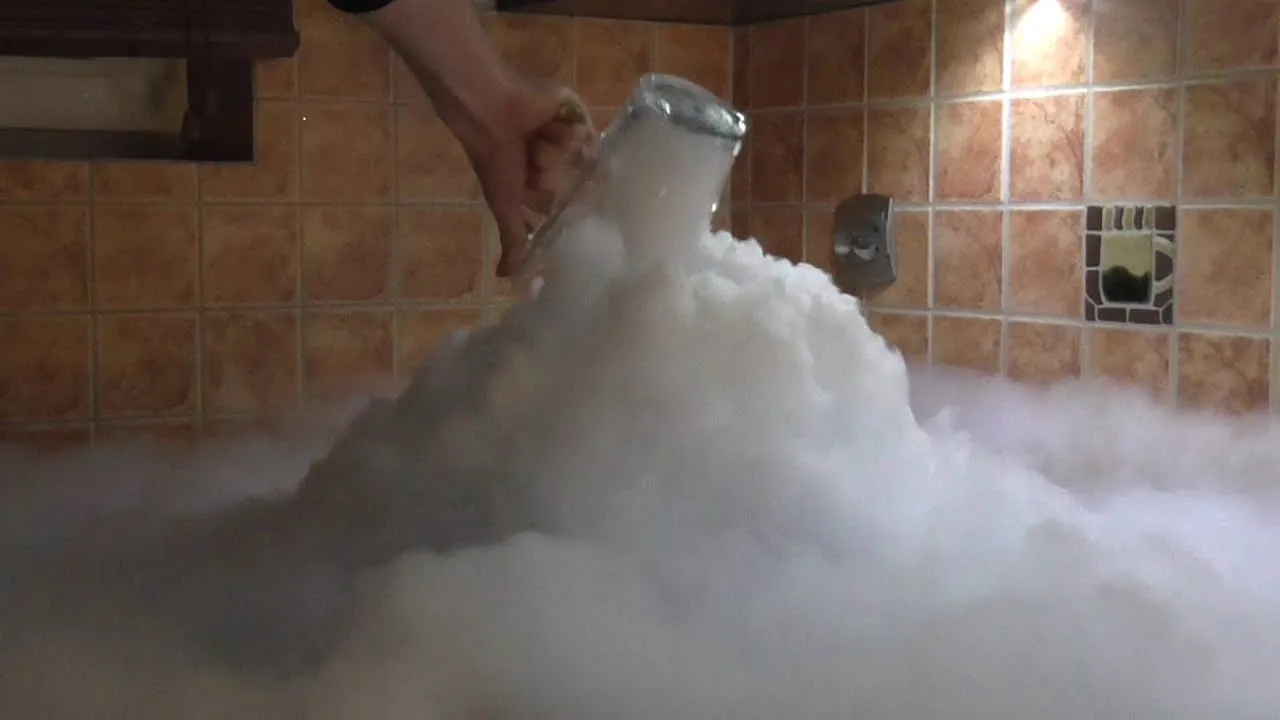 bezpieczne eksperymenty suchy lód ciekły azot