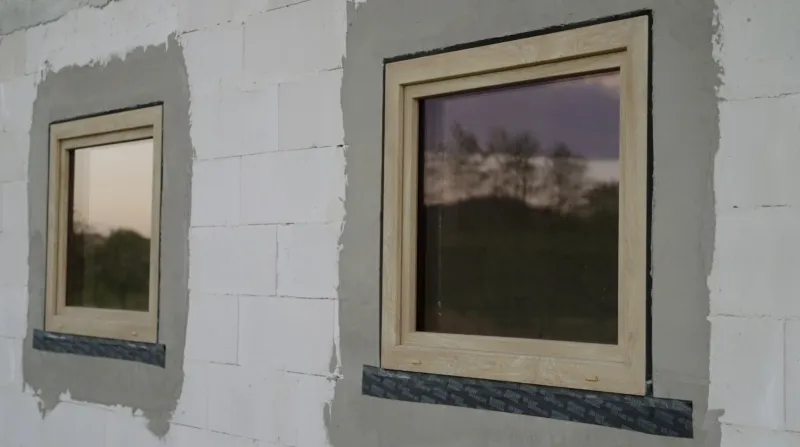 Rodzaje taśm do ciepłego montażu okien