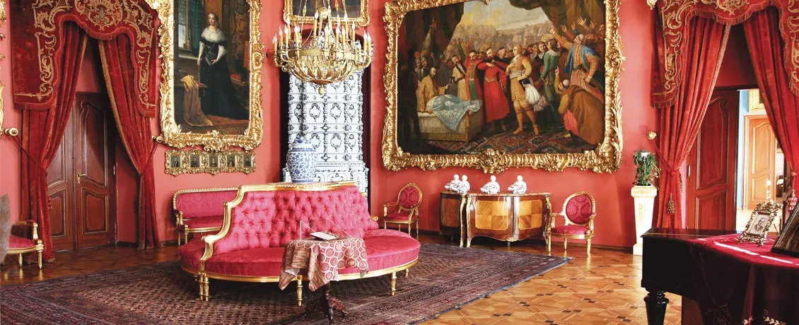 Pałac w Kozłówce wnętrza socrealizm