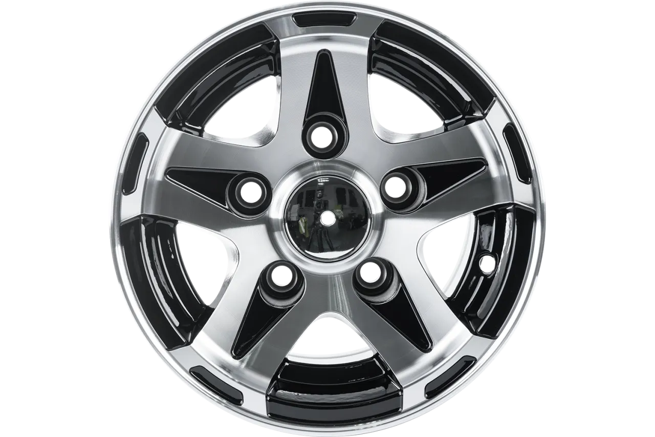 Rozstaw śrub 5x112, odsadzenie ET felgi, otw&oacute;r centrujący