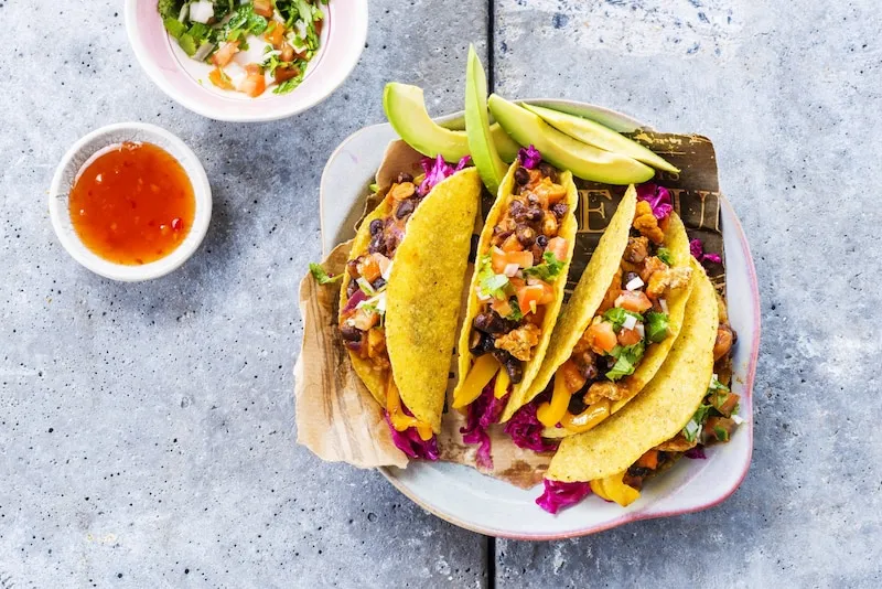 r&oacute;żne farsze do wegetariańskich taco