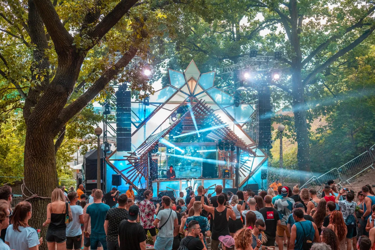 festiwal muzyki elektronicznej audioriver instytut