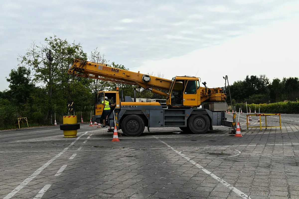 kurs operatora dźwigu, egzamin UDT