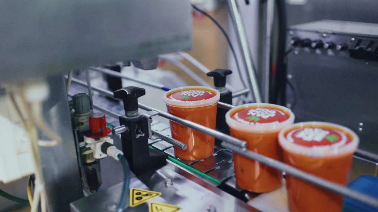 pasteryzacja zupy pomidorowej w garnku i piekarniku