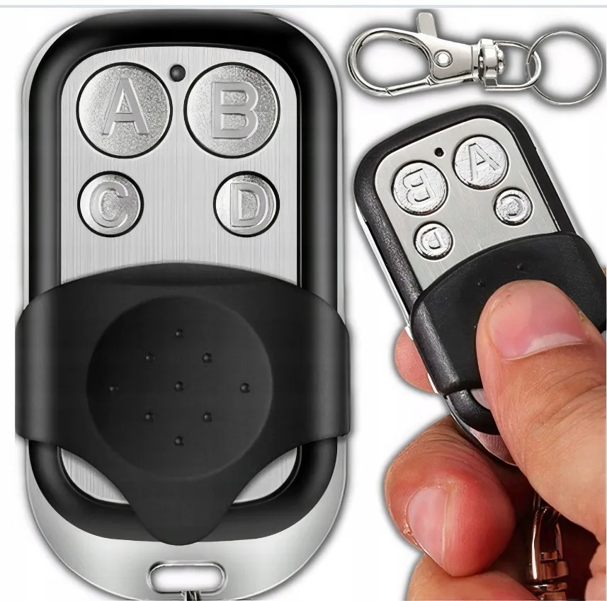 r&oacute;żne piloty do szlaban&oacute;w i karty RFID