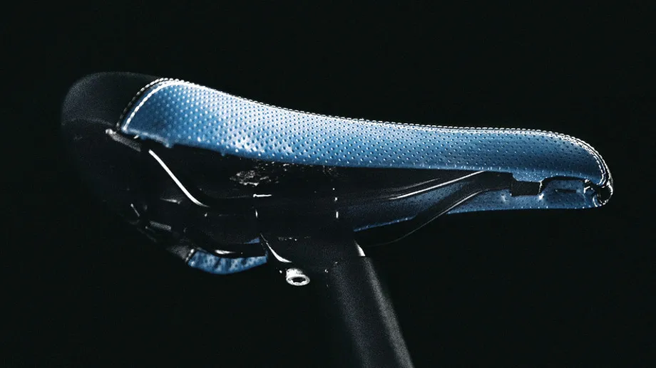 Zdjęcie Siodełka rowerowe na długie trasy – uniknij bólu i ciesz się komfortem