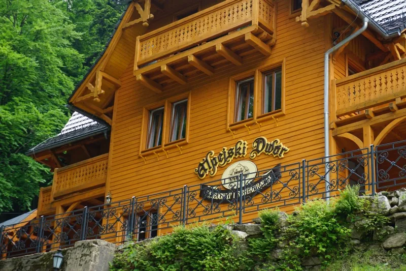 Kawiarnia Alpejski Dwór Międzygórze ciasta