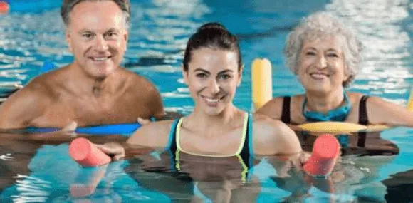 jak oszczędzać na nauce pływania dla dorosłych