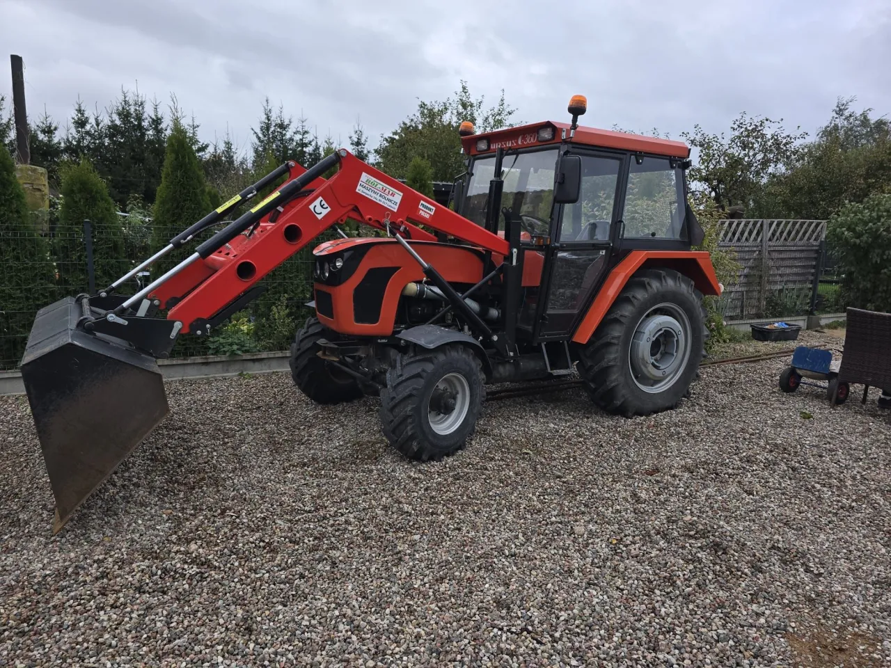 Ursus C-360 z ładowaczem czołowym