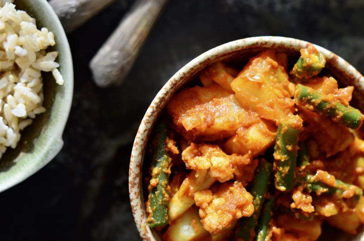 przyprawy do ryżu z warzywami, sos sojowy imbir czosnek curry