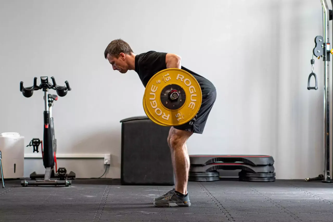 CrossFit burpees wiosłowanie podciąganie