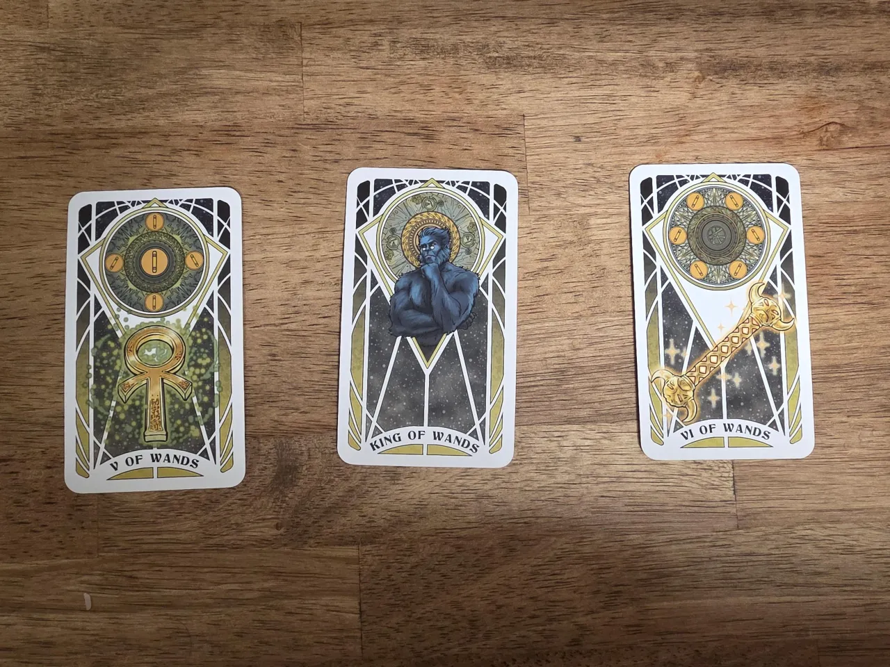 prosty rozkład tarota na trzy karty przeszłość teraźniejszość przyszłość