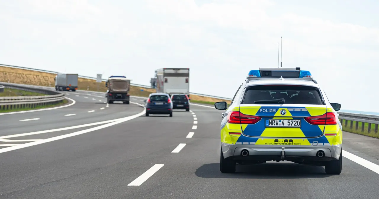 policja zatrzymuje prawo jazdy autostrada