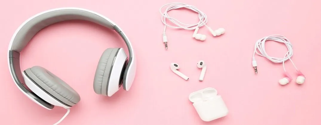 różne typy słuchawek bezprzewodowych porównanie