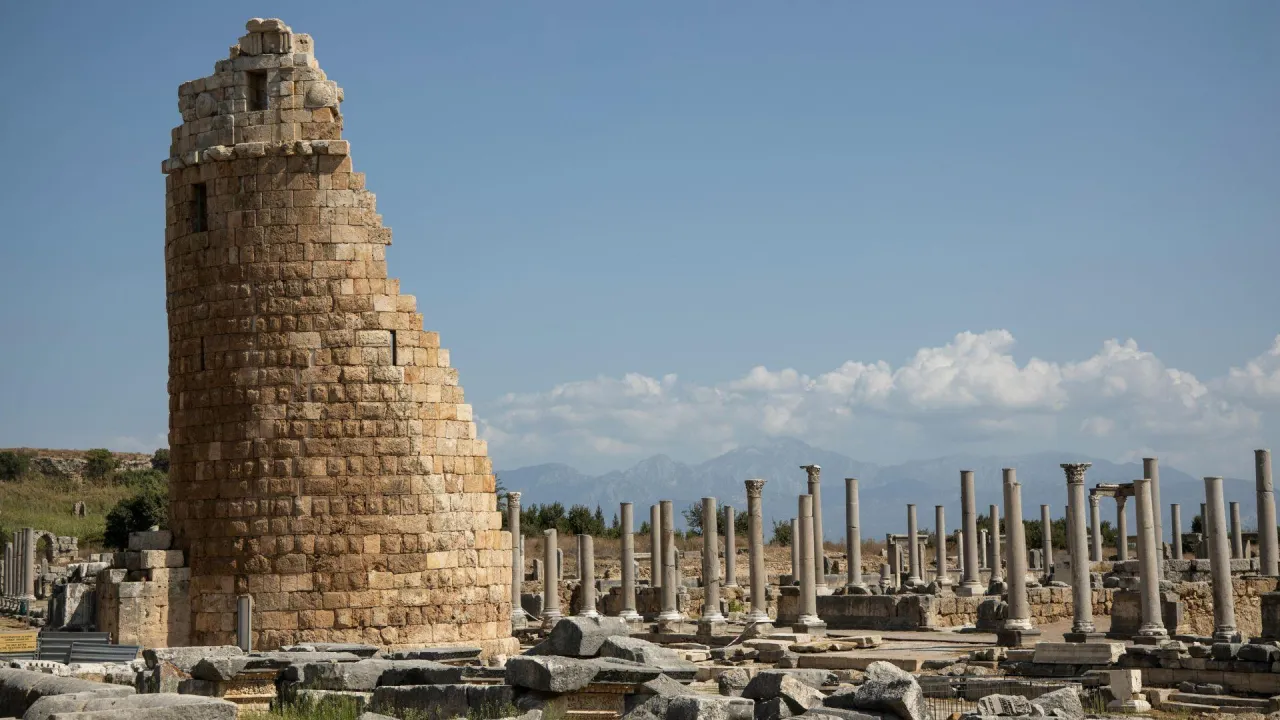Perge Aspendos starożytne ruiny