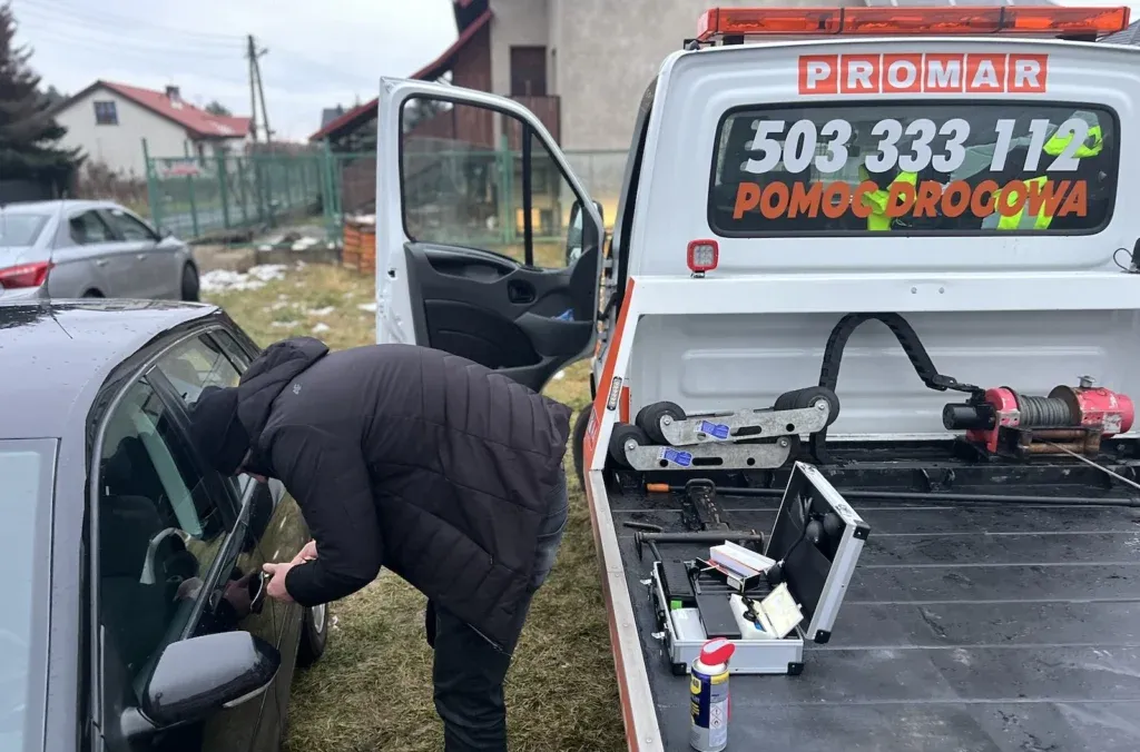 pomoc drogowa awaryjne otwieranie samochodu