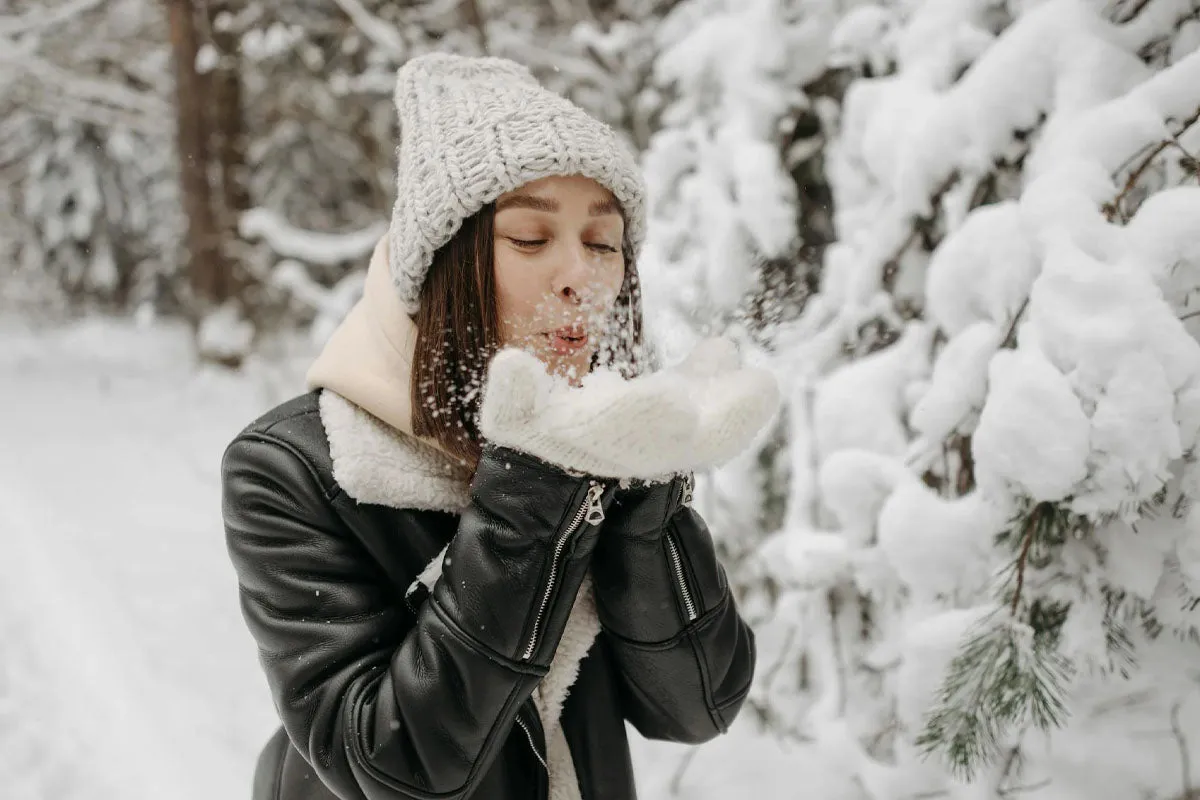 Osoba w zimowej kurtce Radom