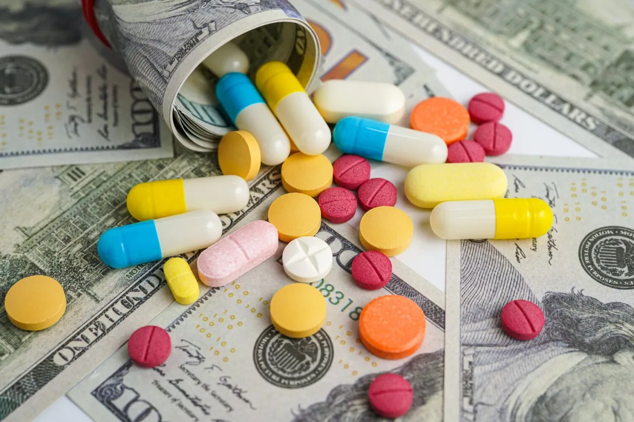 Nielegalne leki czarny rynek zagrożenia