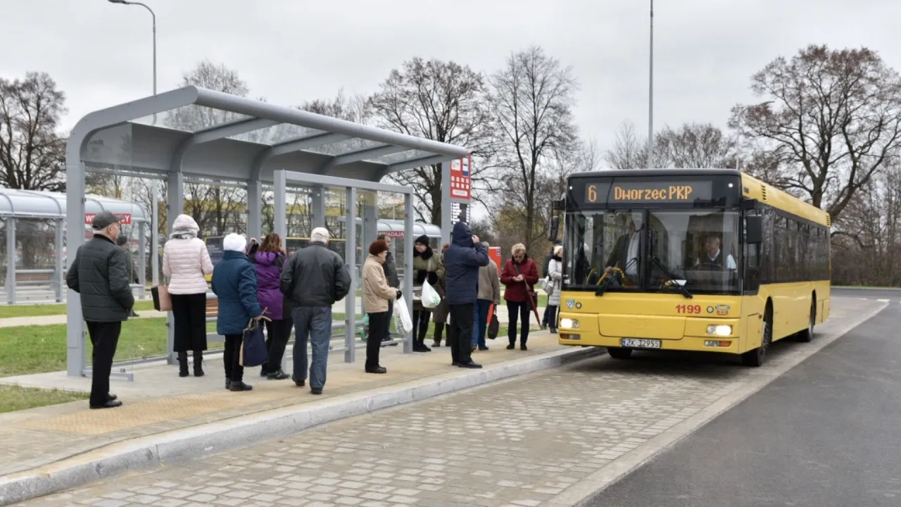 Dworzec PKS Koszalin przystanek Andrzejbus