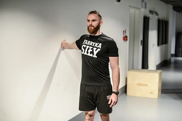 błędy w rozciąganiu bicepsa