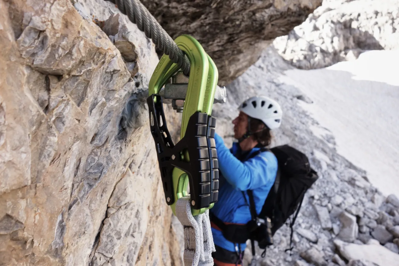 Sprzęt turystyczny na via ferraty